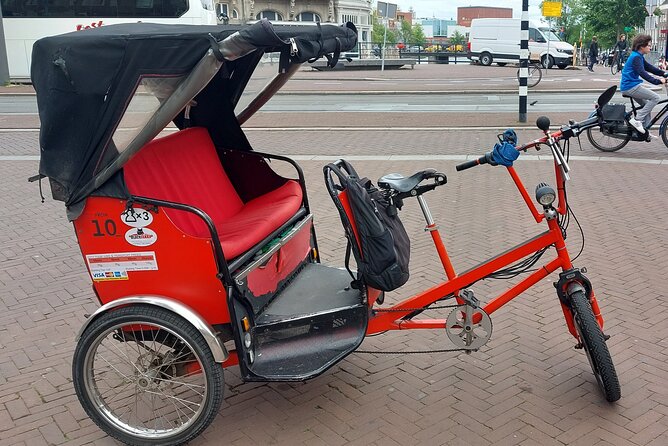 1 Hour Private Amsterdam Rickshaw Tour - Magere Brug: the Amstel draw-bridge view you will remember
