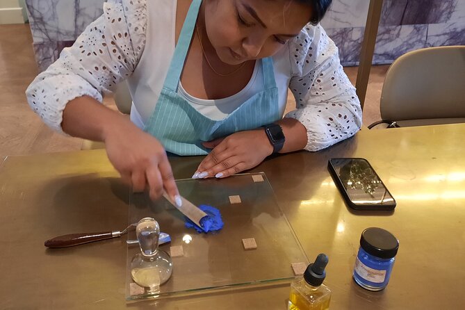 2 Hour Making Rembrandt's Traditional Oil Paints in Amsterdam - Where the Value Really Comes From (Not Just the Price Tag)