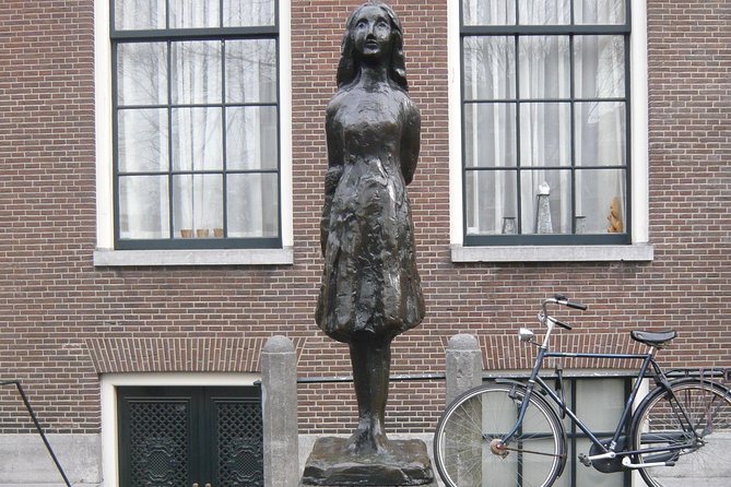 2-Hour Private Anne Frank Walking Tour with Drink - The Jewish Quarter route: how the Anne Frank story gets grounded