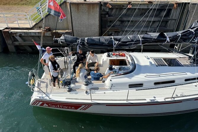 3 hour boarding ticket Summer sailing from Wemeldinge (Zeeland) - From Village Stories to Boat Safety: What Happens Before You Set Sail
