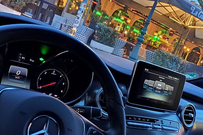 Airport Private Transfer: Schiphol Airport ↔ Amsterdam City - What the driver does besides steering the wheel
