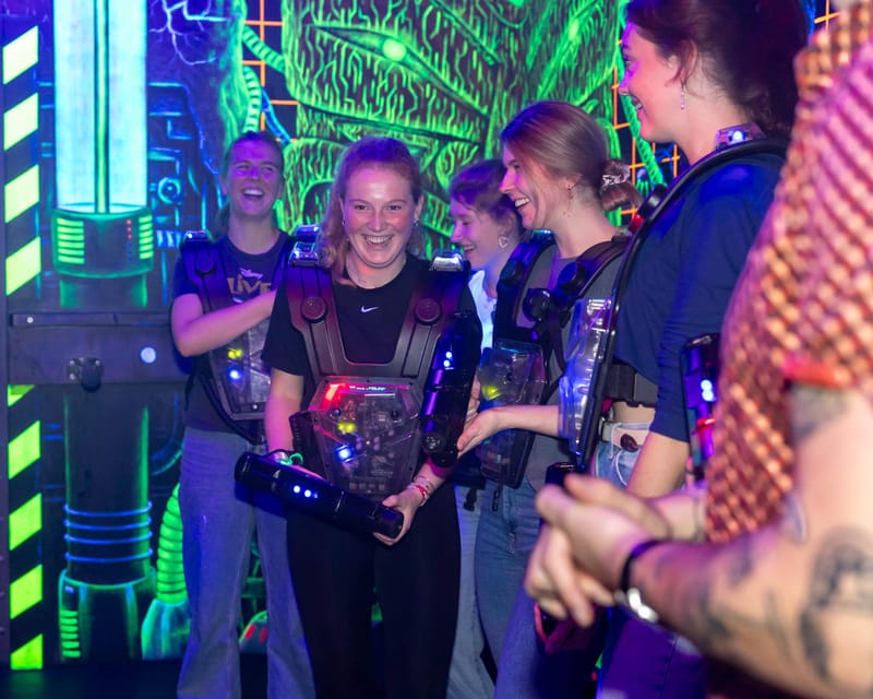 Aloha Amsterdam: Laser Tag Experience - The 15 minute flow: how the battle comes together