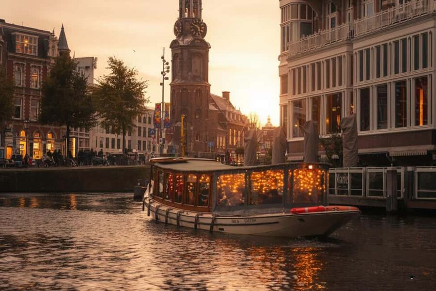Amsterdam:1.5-Hour Canal Cruise local Guide, Drinks & Snacks - Should You Book This Amsterdam Canal Cruise?