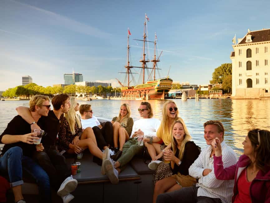 Amsterdam:1.5-Hour Canal Cruise local Guide, Drinks & Snacks - Why This 1.5-Hour Canal Cruise Feels Like the Right Amount of Time