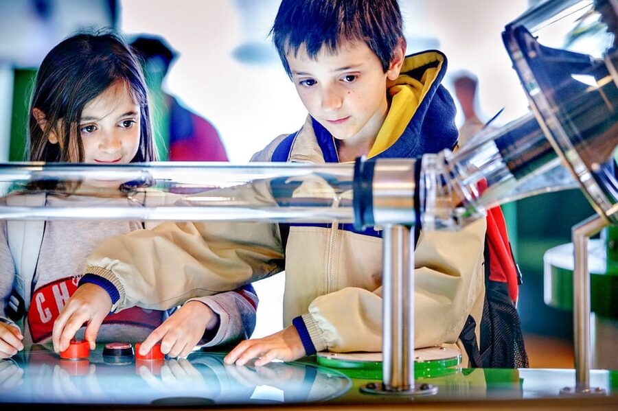 Amsterdam: 1-Hour Canal Cruise & NEMO Science Museum - The canal views and science experiments pair well, here’s why