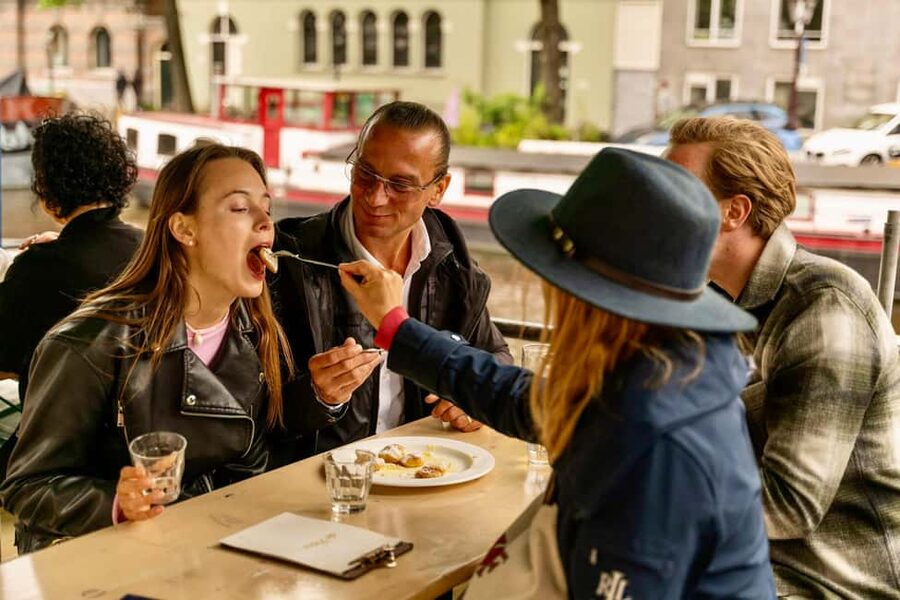 Amsterdam: 10 Tastings Guided Food Tour by UNESCO Canals - UNESCO Canals Pause: A Change of Pace With Real Eating Time