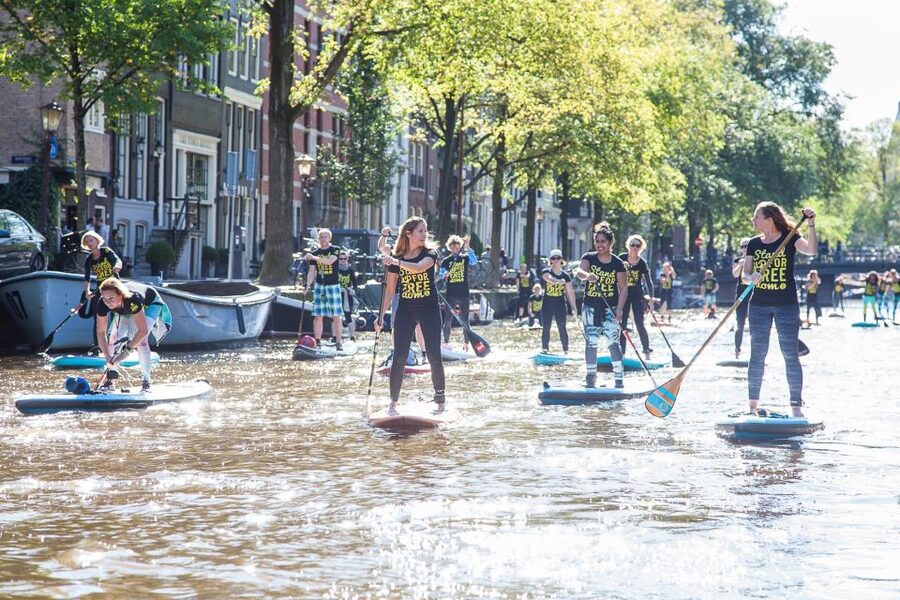 Amsterdam: 2-Hour Stand Up Paddle Board Tour - What it is like on the water: safety, pace, and group energy
