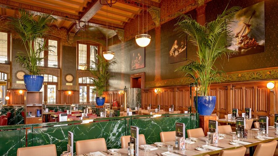 Amsterdam: 3-Course Meal in Historic 1st Class Waiting Rooms - The menu choices: soup, caprese, carpaccio, then mains with sauce