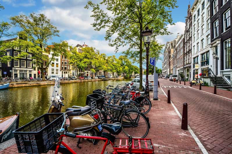 Amsterdam: 3-Hour Private Bike Tour of the City Center - Key points to know before you go