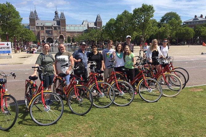 Amsterdam 3 hrs Bike Tour – live guide En/Fr/De/Nl/Sp - Why Amsterdam on two wheels makes sense