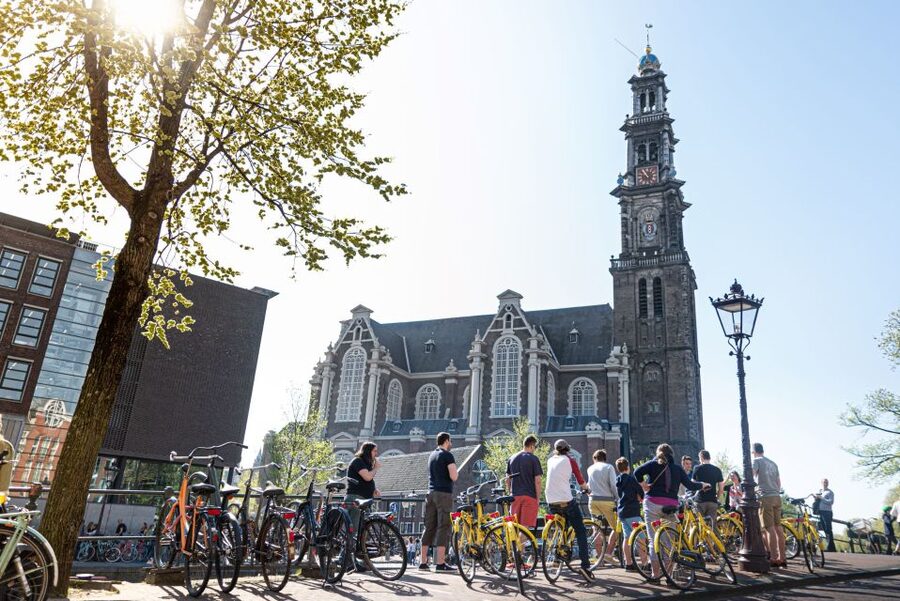 Amsterdam: 3h E-Bike Tour with break - Rijksmuseum area: get the context without the ticket pressure