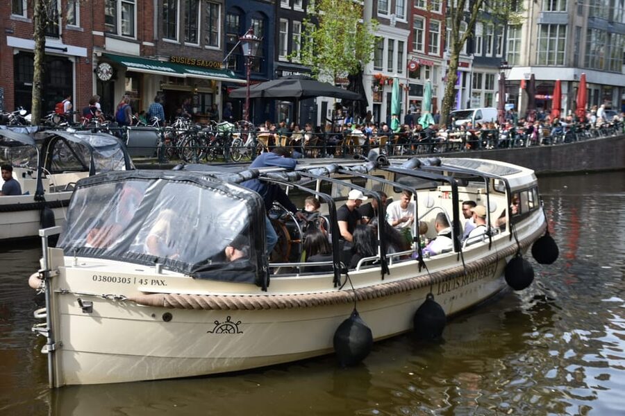 Amsterdam: 420 Smoke-Friendly Boat Tour - Timing and duration: planning your day around one hour on the water