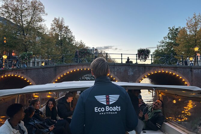 Amsterdam: 90 min Kings Day Boat Party with Unlimited Drinks - Unlimited drinks and the open bar, what that means for your day