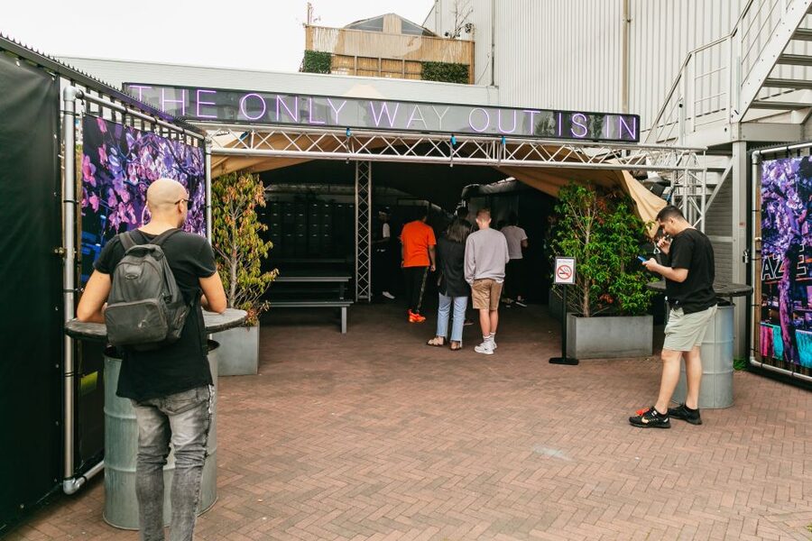 Amsterdam: AMAZE Immersive Audiovisual Experience Ticket - The AMAZE-lounge and drinks, why the reset matters