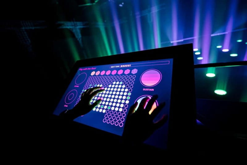 Amsterdam: AMAZE Immersive Audiovisual Experience Ticket - Practical tips: lockers, what you cannot bring, and camera reality