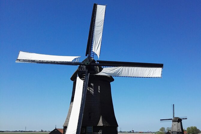 Amsterdam and Countryside Private Full-Day Tour by luxury car - Dam Square to the Old Town, what to watch for