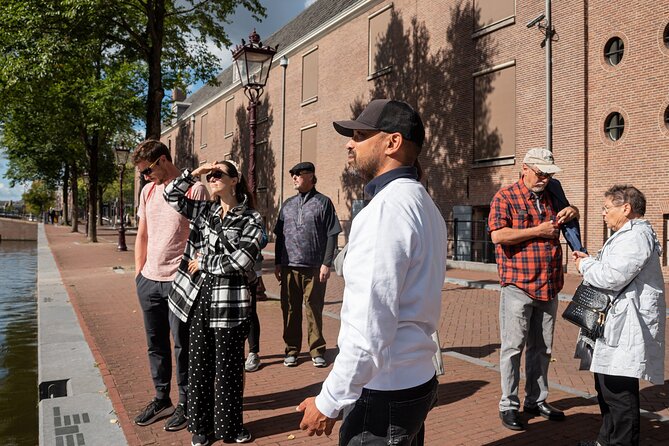 Amsterdam: Anne Frank and World War II Walking Tour (TOP RATED) - Stop 1: Portugese Synagoge and Amsterdam’s Jewish community in plain sight