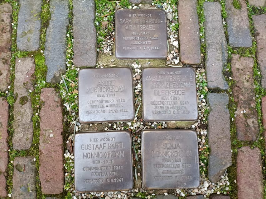 Amsterdam: Anne Frank Guided Small Group Walking Tour - Anne Frank Monument: A Place to Pause and Take It In