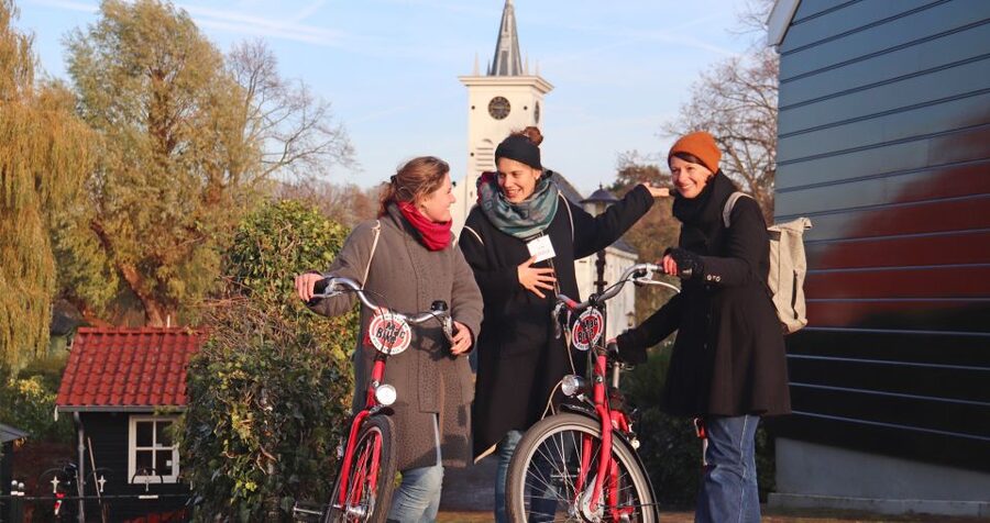 Amsterdam: Bike Tour (Noord) in German or English - IJ River photo stop: getting your bearings in 15 minutes