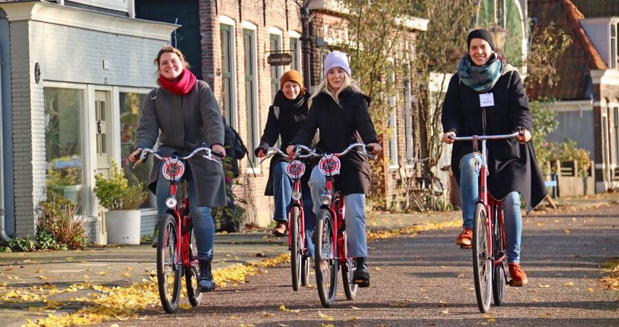 Amsterdam: Bike Tour (Noord) in German or English - Vogeldorp and W.H. Vliegenbos: calm streets and green pockets