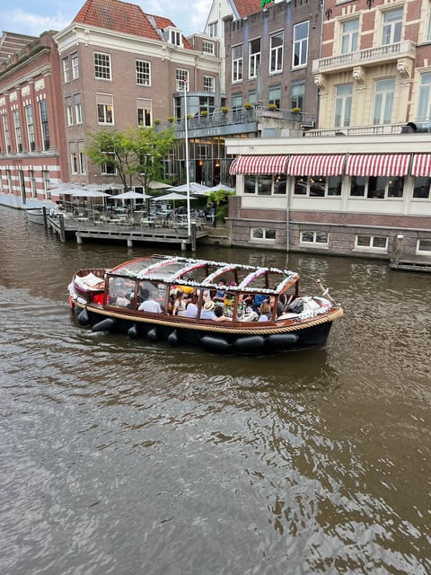 Amsterdam: Boat Tour with Optional Unlimited Drinks - Who This Amsterdam Canal Boat Tour Is Best For