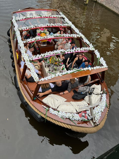 Amsterdam: Boat Tour with Optional Unlimited Drinks - The Adult-Only, Smoke-Friendly Reality Check