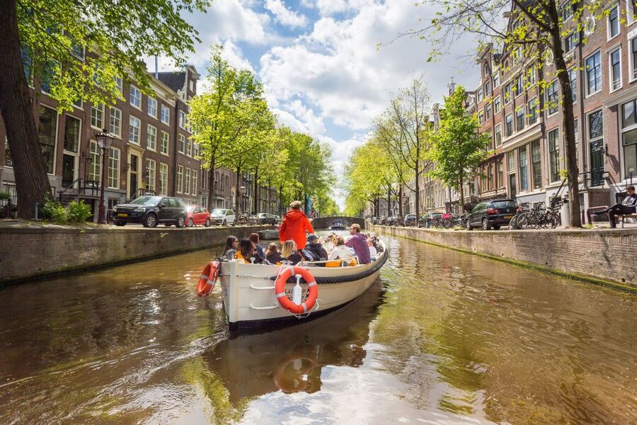 Amsterdam: Canal Belt Private Beer Boat Tour - Price and value: is $235 per person fair?