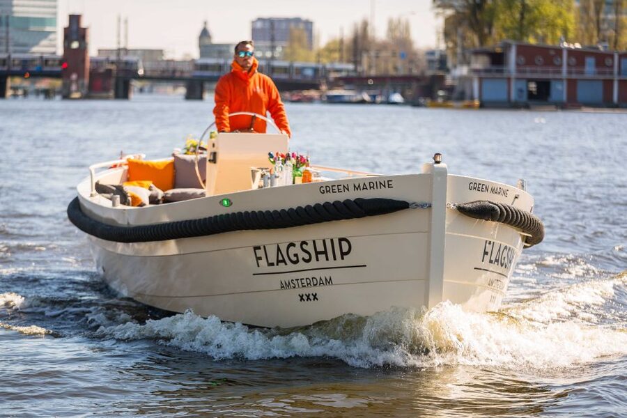 Amsterdam: Canal Belt Private Beer Boat Tour - 4 free beers per person, and how to pace them