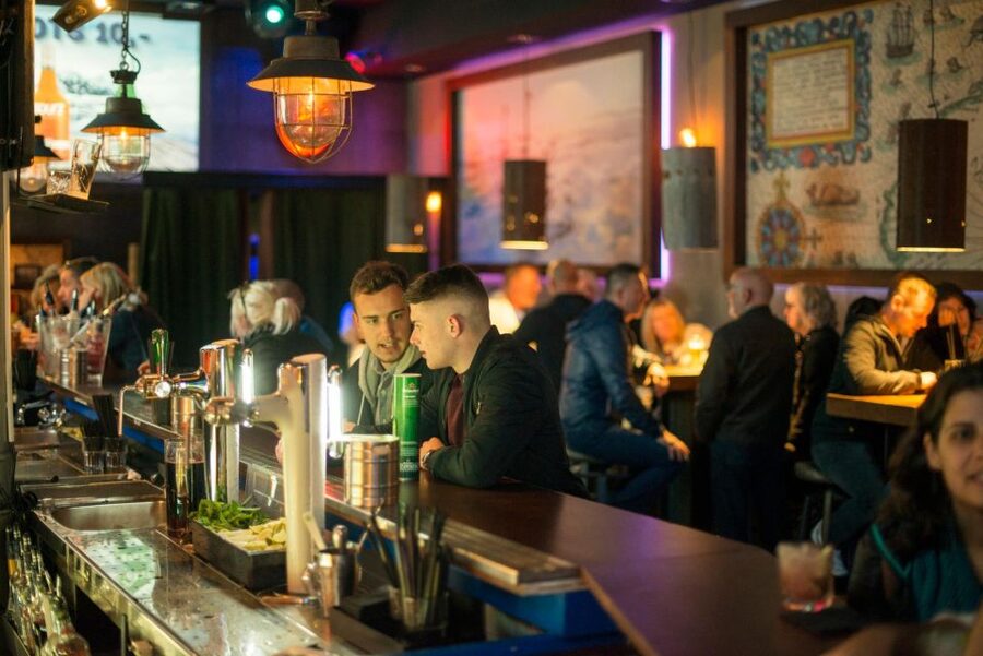 Amsterdam: Canal Cruise and Entrance to Xtracold Icebar - Who This Combo Works Best For