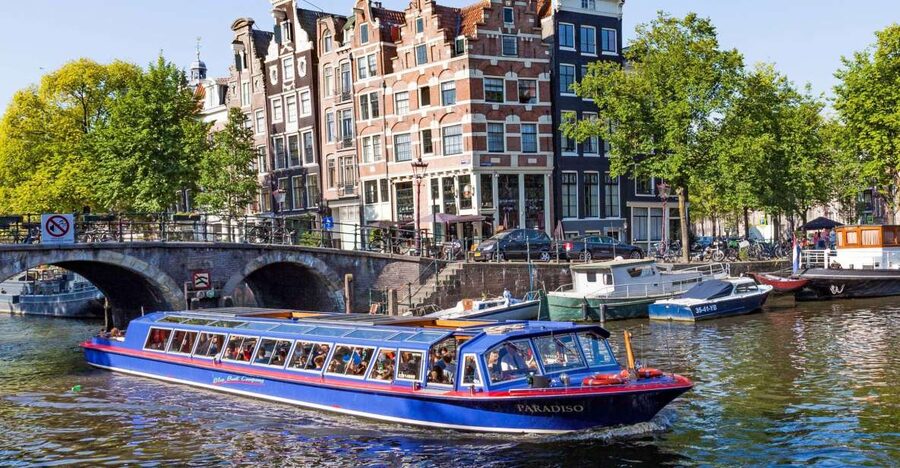 Amsterdam: Canal Cruise and Jewish Cultural Quarter Tickets - Key points to know before you go