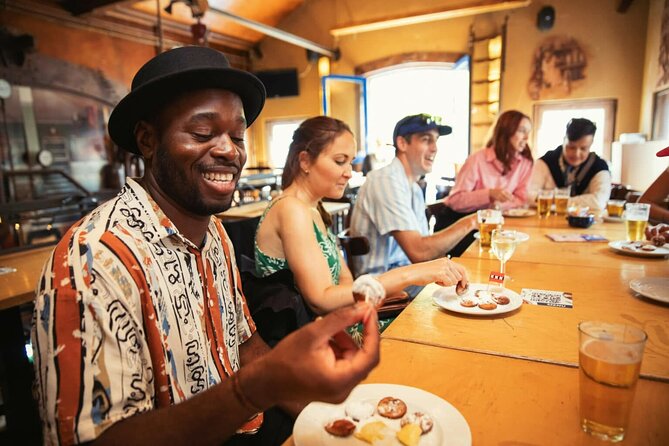 Amsterdam Canal Cruise and local Food Tour - Tasting stops that actually broaden what you try