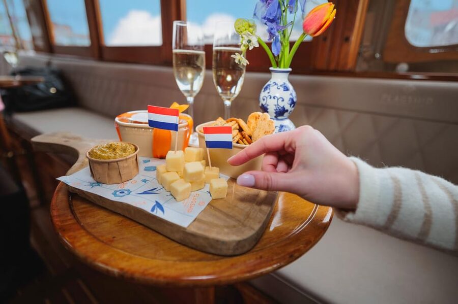 Amsterdam: Canal Cruise with Bubbles & Bites - Who this cruise is best for, and who should skip it