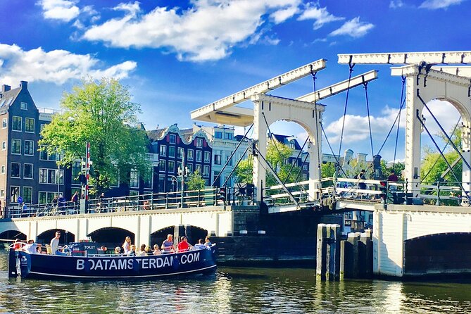Amsterdam Canal Cruise with Open Bar - Central Station - Boarding at Central Station, where the cruise begins in the real city