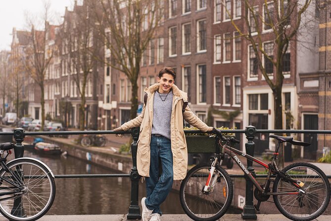 Amsterdam Canal, Tulip, Windmill Photoshoot | Custom Request - First Impressions at 21s Light Spot Meeting Point
