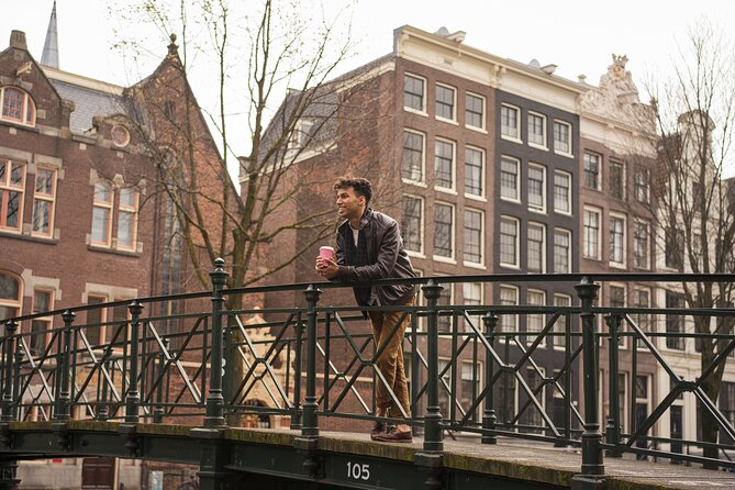 Amsterdam Canal, Tulip, Windmill Photoshoot | Custom Request - Choosing Canal Spots and Tulip Backdrops Without Overthinking It