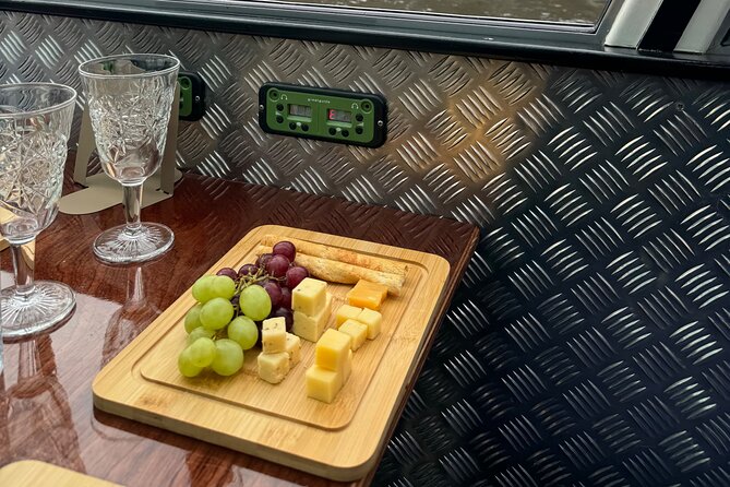 Amsterdam Cheese and Wine Canal Cruise - UNESCO Canal Belt Facts, Explained Without Turning It Into a Lecture
