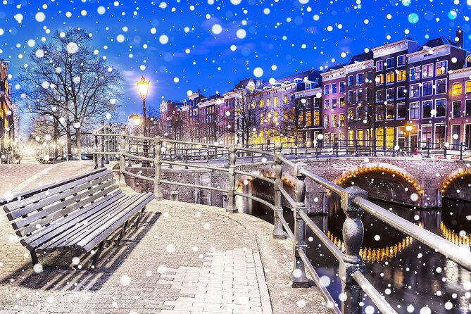 Amsterdam Christmas Walk with hot drink and Dutch treat - Winter Gear and the Right Footwear Plan