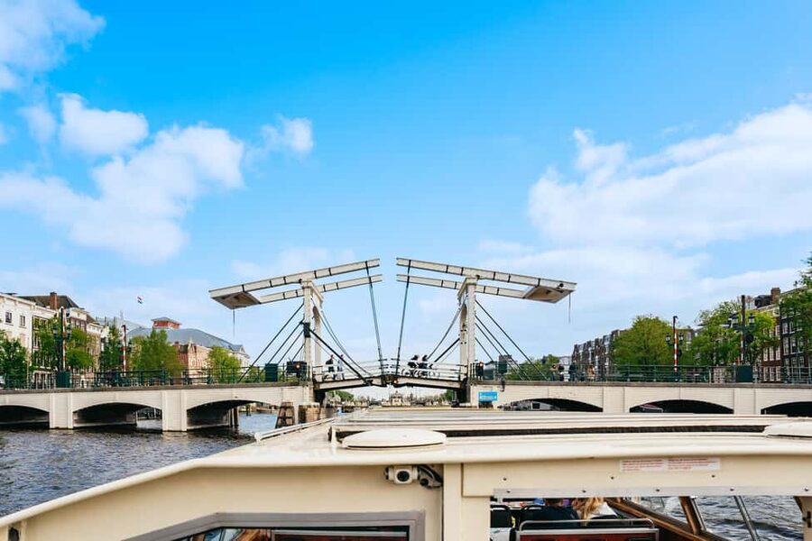 Amsterdam: City Canal Cruise and Rijksmuseum - Who this tour is best for