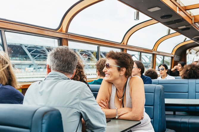Amsterdam City Centre Cruise on heated boat with Audioguide - Audio guide setup: easy if you plan ahead, frustrating if you don’t