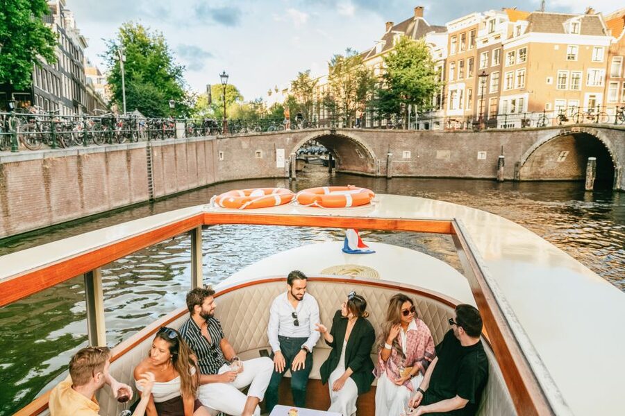 Amsterdam: Classic Boat Cruise with Optional Cheese & Wine - Is this for you? Who will love it most