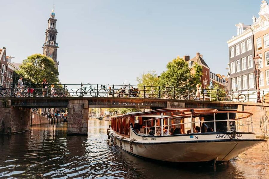 Amsterdam: Classic Boat Cruise with Optional Cheese & Wine - Beyond the listed stops: the sights you’ll actually spot