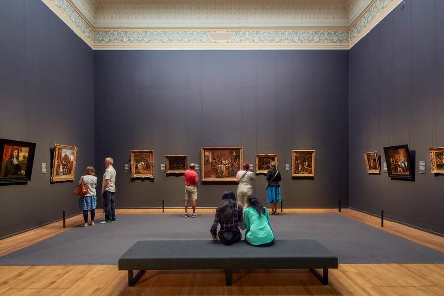 Amsterdam: Combo Rijksmuseum & Hop-On Hop-Off Bus - Choosing the Right Line: Red, Green, and Blue by Season