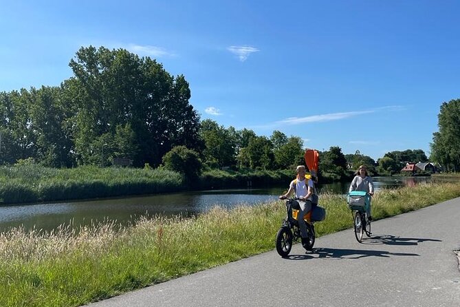 Amsterdam Countryside Bike and Kayak Tour - The Water-Level Route: What Makes the Kayak Portion Special