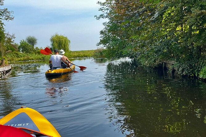 Amsterdam Countryside Bike and Kayak Tour - The Church Break in Watergang: Lunch and a Real Pause
