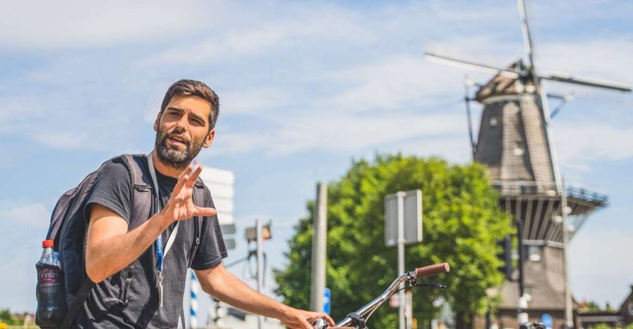 Amsterdam: Countryside Bike Tour - Buiksloterweg and the Final Glides Back Into Amsterdam Life