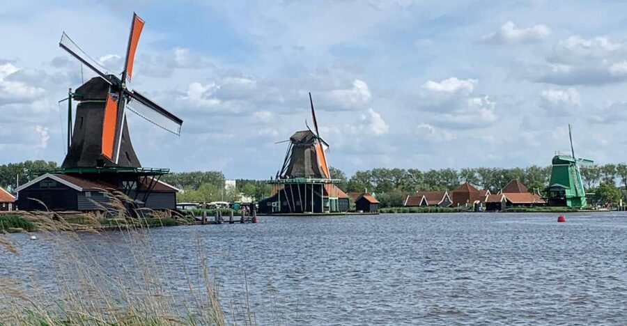 Amsterdam: Countryside Bike Tour and Zaanse Schans Windmills - Price and Value: What $64 Buys You