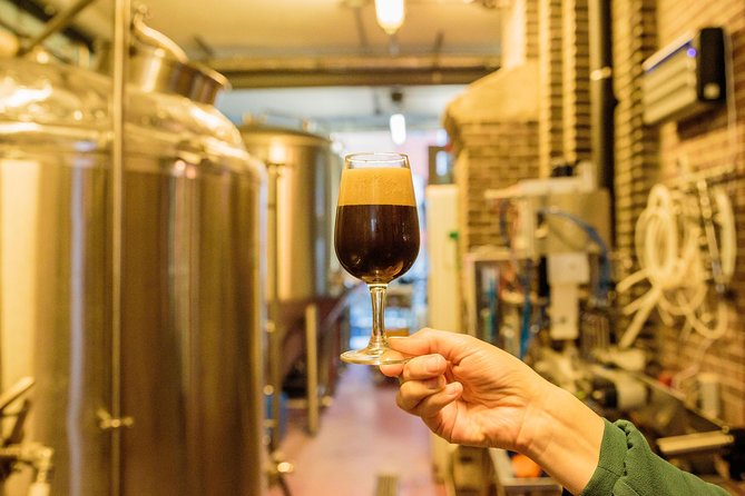 Amsterdam Craft Beer Brewery Tour by Bus with Tastings - Your surprise middle brewery: what to expect from the middle stop