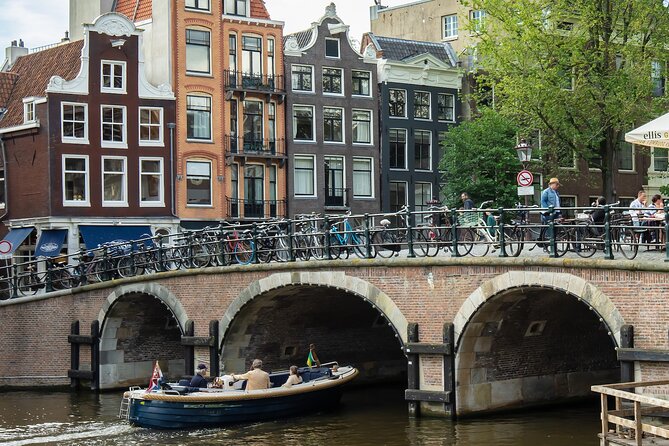 Amsterdam: Cultural Highlights in English/German/Italian - Key things to notice before you go