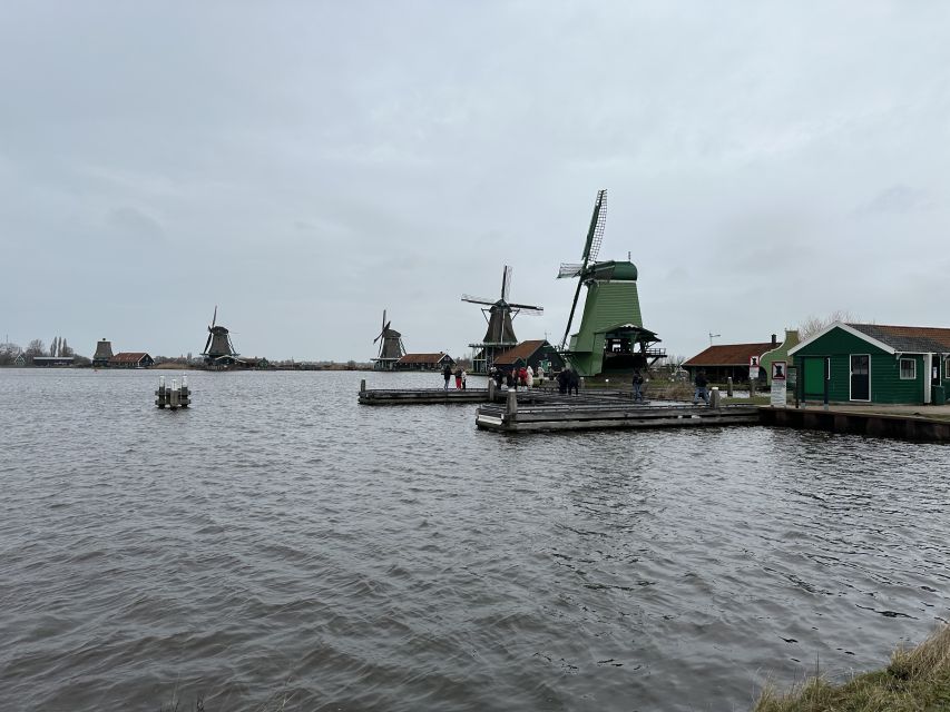Amsterdam: Day Tour Keukenhof and Zaanse Schans Windmills - Arriving at This is Holland: your launchpad for a Tulip-and-Windmill day