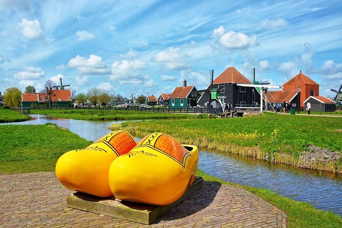 Amsterdam: Day Trip to Keukenhof & Zaanse Schans Windmills - Meeting at This is Holland, then catching the free ferry
